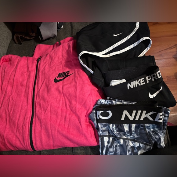Nike Tops - Nike Fuchsia Jacket and Monochrome Activewear Set